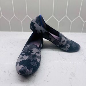 Rothy's Black and Gray Patterned Flats